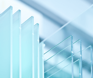 Amplia variedad de cristales y diseños a medida